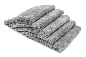 SHFT Auto Care - Elite Edgeless Microfiber Detailing Towels 10 pack, Ultra soft Dual Pile 360 GSM Microfiber Fabric - 75% Polyester and 25% Polyamide - Quick Detailer, Rinseless Wash, Waterless Wash, Glass, Interior, Wheels and Trim
Zero Edge - Ultrasonic Cut - Scratch Free Edgeless Design.
